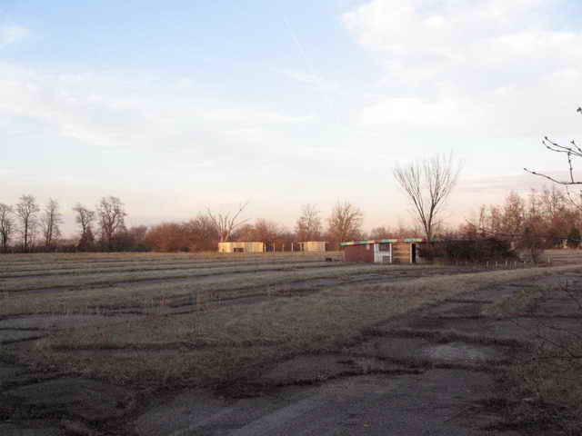 Sherwood 3 Drive-In - 2006 Photo (newer photo)